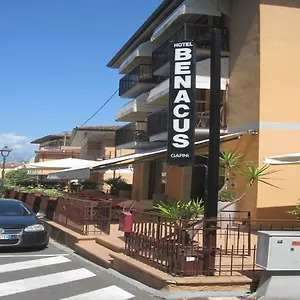 hotel-benacus-bardolino.hotelinveneto.com/