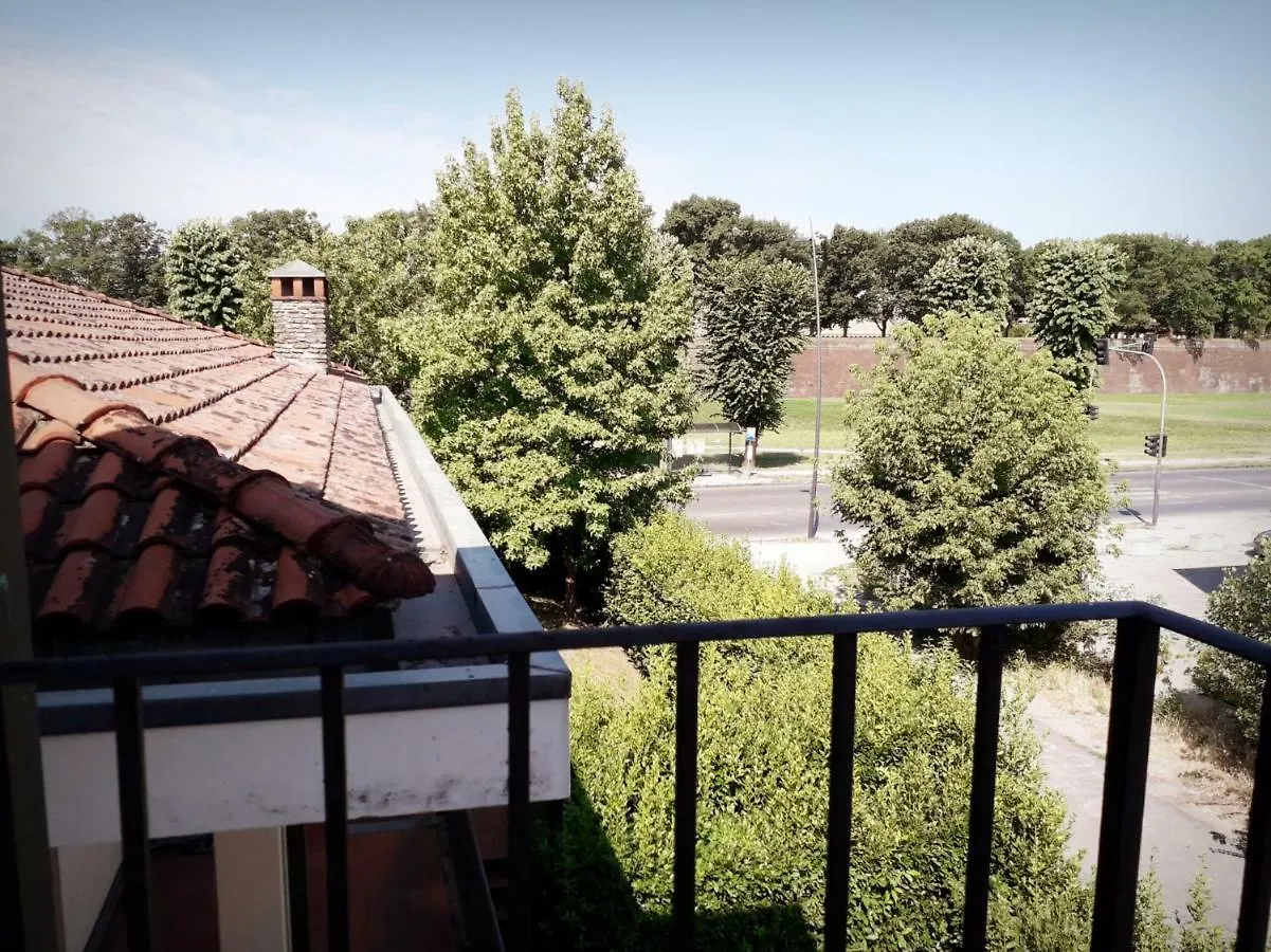 Home Sweet Home Affittacamere - Lucca